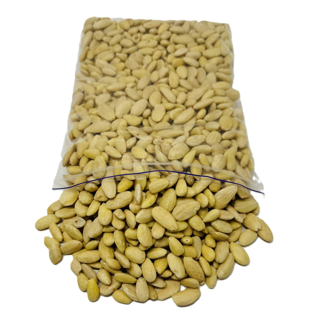Горіхи мигдаль очищений BOREX Blanched almonds